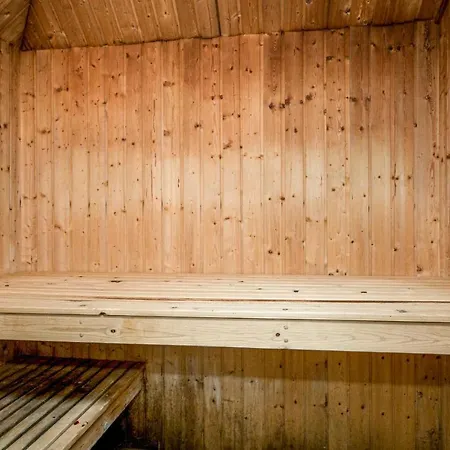 Holiday home Holiday Tulipanvej Fjerritslev